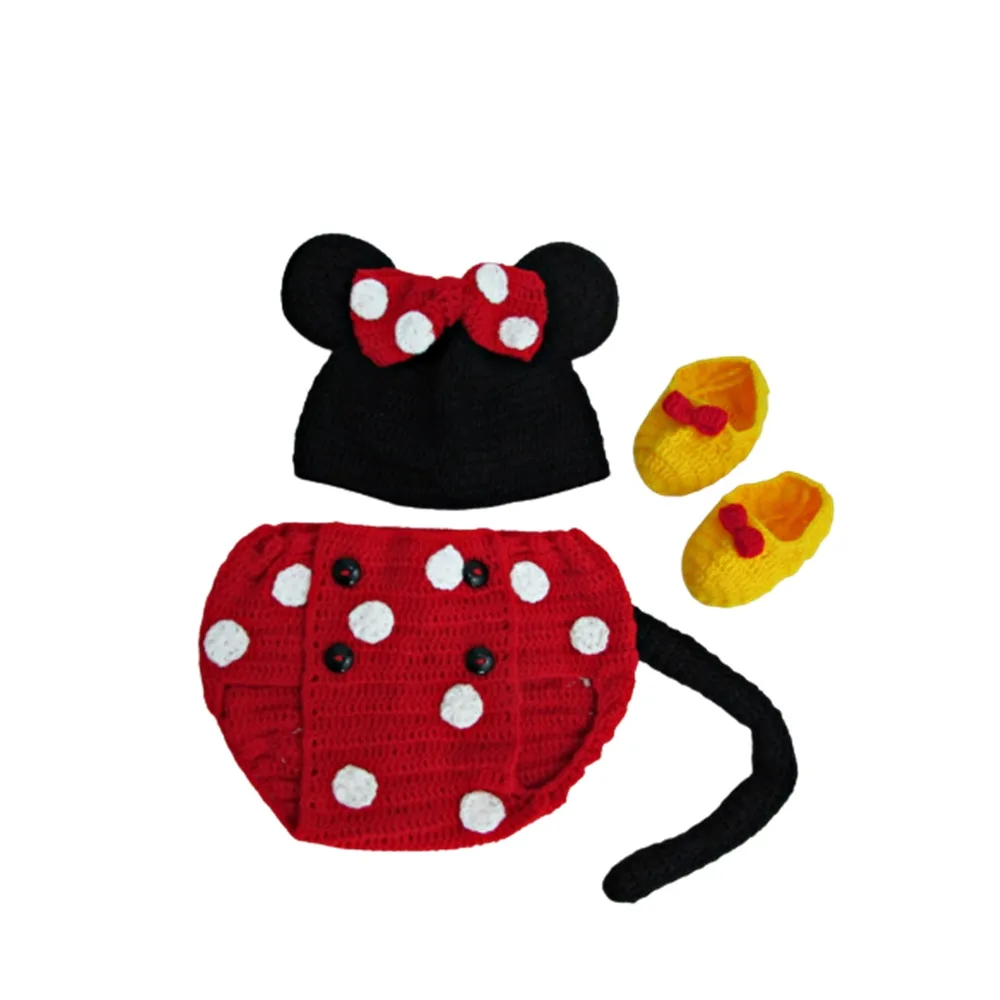 Fantasia Mêsversário de Crochê Minnie - Touca, Cobre-fralda e Sapatinhos