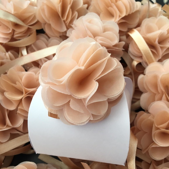 50 Caixas de Papel com Flores de Tecido