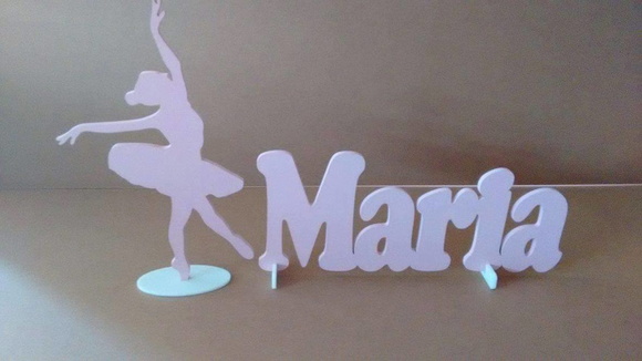 Nome decorativo em MDF Pintado