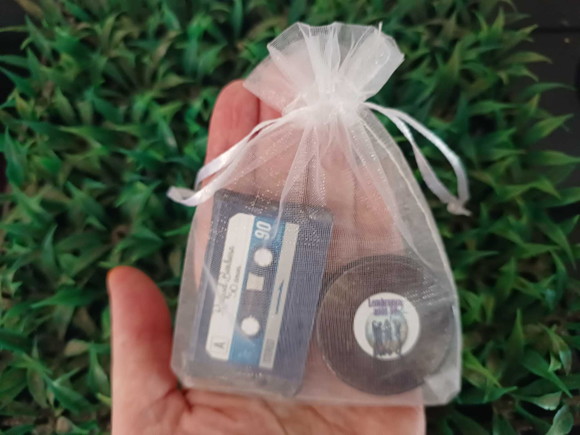 Lembrancinha Mini Sabonete Fita K7 + Mini Disco Vinil