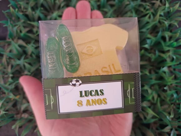 Lembrancinha Sabonete Camiseta do Brasil e Chuteira