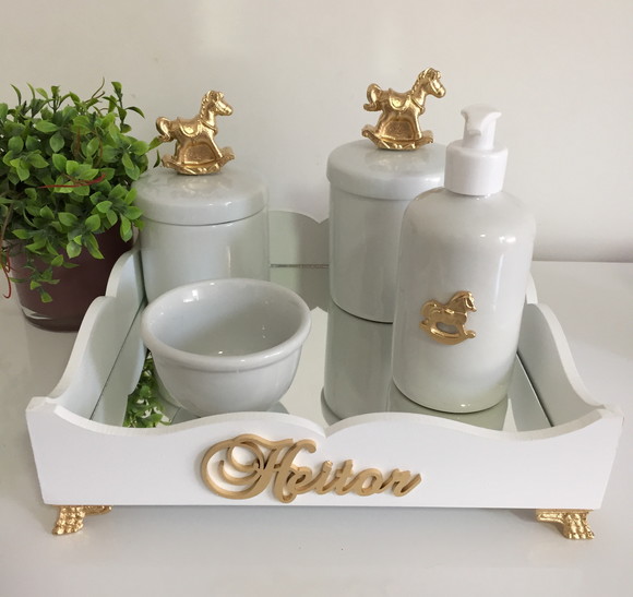 Kit higiene do bebe porcelana cavalinho com nome