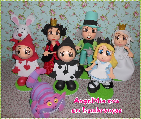 Festa Alice e sua turma em e.v.a 8 personagens Promoção!