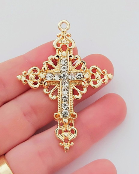 1 Crucifixo de Noiva em Dourado Cataforético com Strass