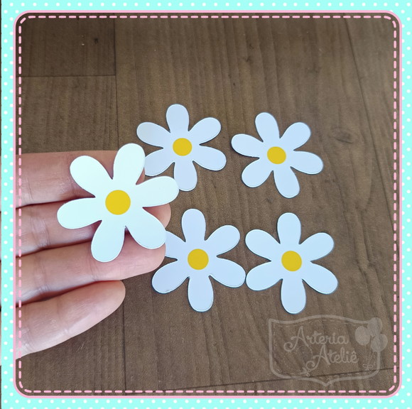 Tag de Pendurar Flor Margarida 4cm