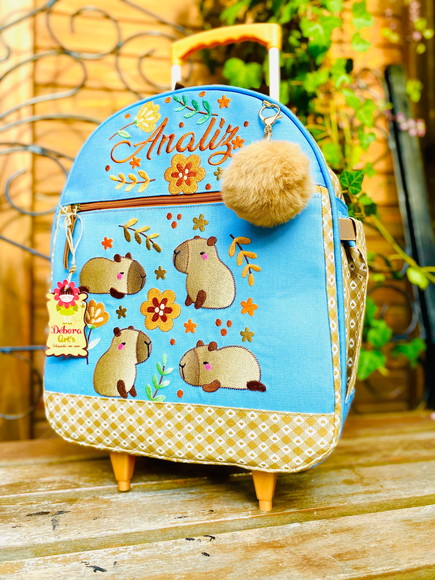 Kit Escolar Capivara Mimosa