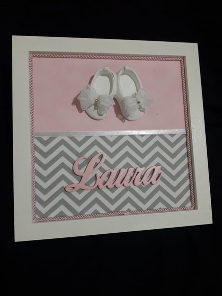 Porta Maternidade chevron cinza e rosa