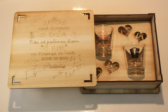Casamento Padrinhos Caixa Rústica Convite o Sim 2 Copos Shot