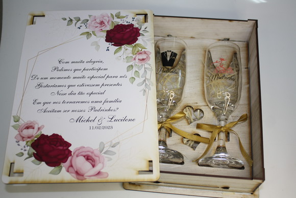Casamento Padrinhos Pais Caixa Rústica Casal 2 Taças Vidro