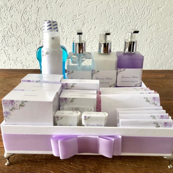 Kit Toalete Completo Feminino - Frascos de Vidro