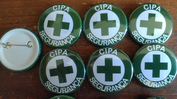 Bottons Cipa e Brigada com Nfe Medindo 3,8cm