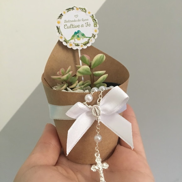 Lembrancinha Batizado Suculentas e Cactos