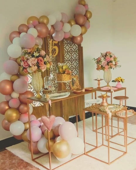 Aluguel Pegue e Monte 15 Anos Rose Gold