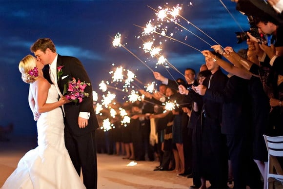 24 Velas Sparkles 60cm Casamento Brinde 2 Isqueiro Maçarico