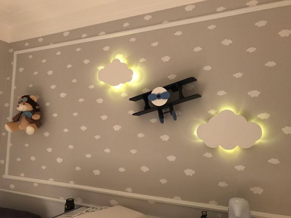 Kit 2 Nuvens com Led Mais 1 Avião Prateleira Decoração Bebe