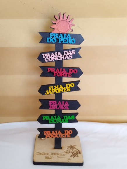 Souvenir Plaquinha Seta Lousa Nomes de Praias e Cidade