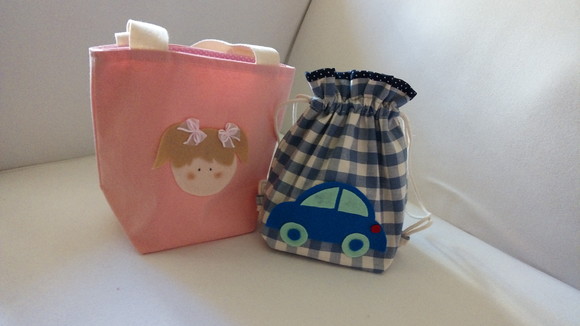 Mochilinha ou bolsinha box - Lembrancinha !( Lonita )