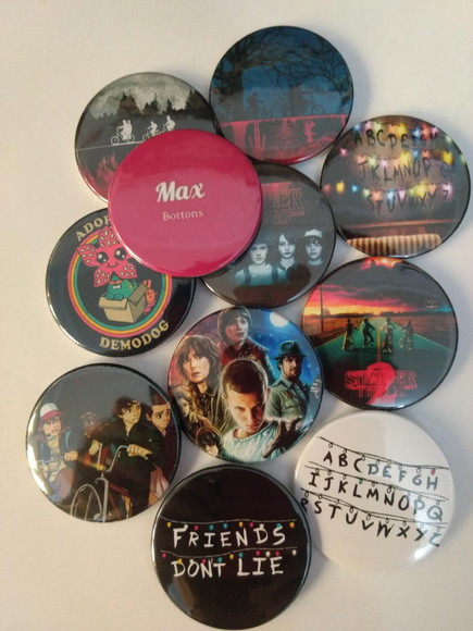 Kit 20 Bottons (buttons / Broches) Com Tema Stranger Things