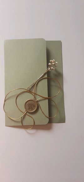 Meio Envelope com Lacre e Flor Seca (desmontado)