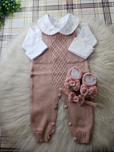 Kit Saida Maternidade Trico Linha Luxo Jardineira Rose