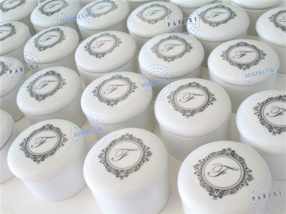 Lembrancinha de Casamento Porta Joia de Porcelana Brasão