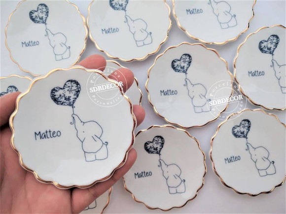 Lembrancinha de Maternidade Personalizada Porcelana Ouro e