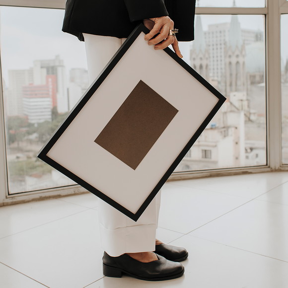 6 Moldura Caixa 30x40 com Passe-partout e Revelação Foto