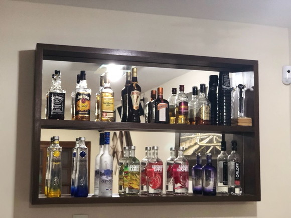 Adega/ Bar de Parede
